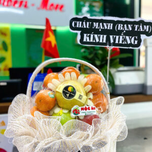 GIỎ TRÁI CÂY KÍNH VIẾNG 135